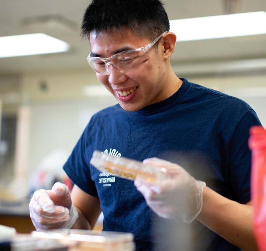 神经科学实验室学生